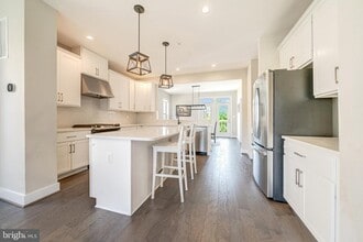 15948 Chieftain Ave in Rockville, MD - Building Photo - Building Photo