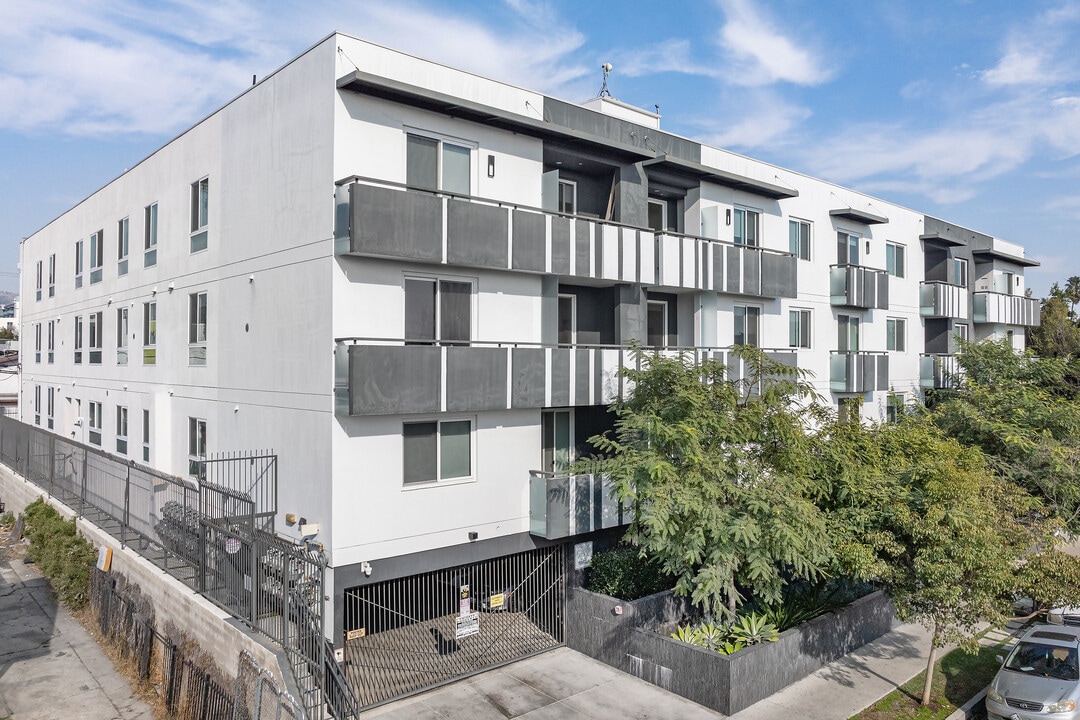 Ecco Lexington: Co-Living in Los Angeles, CA - Building Photo