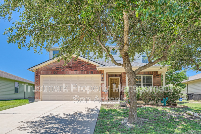 55224 Columbia Dr in Cibolo, TX - Building Photo