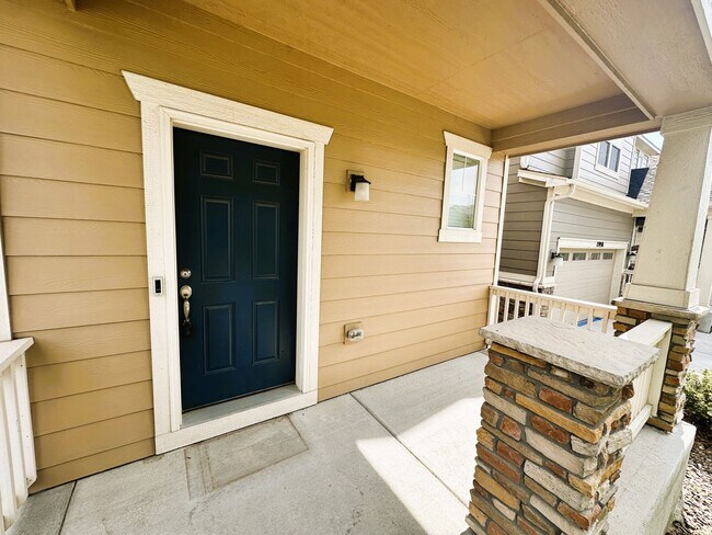 15962 E Otero Cir in Centennial, CO - Building Photo - Building Photo