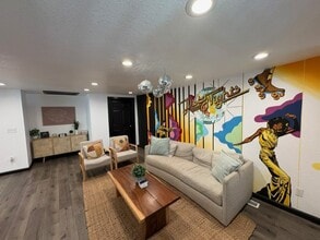 3275 W Hawthorne Pl in Denver, CO - Building Photo - Building Photo