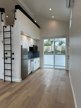 1193 Balour Dr in Encinitas, CA - Building Photo - Building Photo