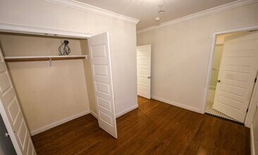 1803 Beacon St, Unit 3 in Brookline, MA - Building Photo - Building Photo