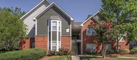 Building Photo - Colonial Grand at Riverchase Trails Apartments in Birmingham, Alabama