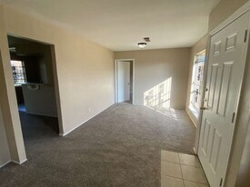 10818 Carlton Dr in Houston, TX - Building Photo