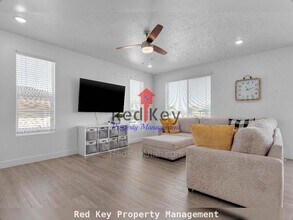 605 Kings Lndg in Tooele, UT - Building Photo - Building Photo
