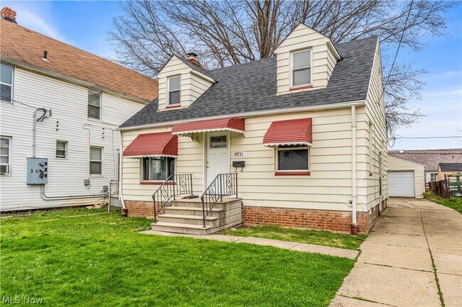 20751 Goller Ave in Euclid, OH - Building Photo - Building Photo