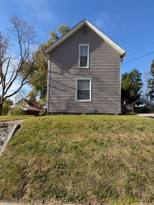 20 23rd St NW in Barberton, OH - Building Photo