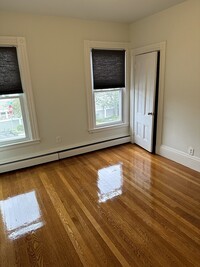 60 Walden St, Unit #2 in Cambridge, MA - Foto de edificio - Building Photo