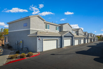 Camino al Norte in North Las Vegas, NV - Foto de edificio - Building Photo