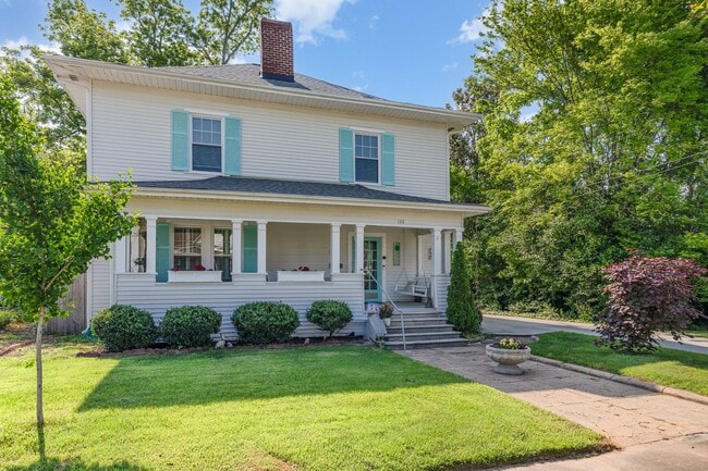 property at 132 N Confederate Ave