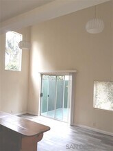 245-247 E Glaucus St in Encinitas, CA - Building Photo - Building Photo