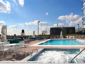 1460 N Halsted St, Unit 0505 in Chicago, IL - Building Photo