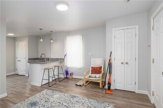 121 Tell St in Providence, RI - Building Photo - Building Photo