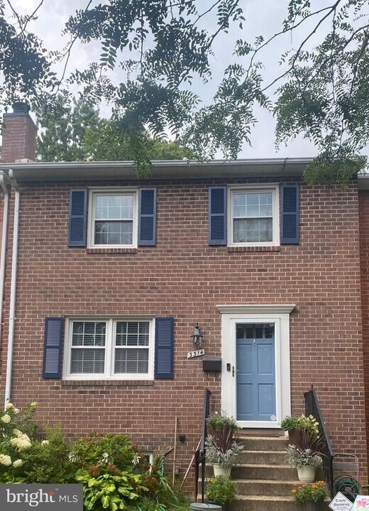 3314 Spring Ln in Falls Church, VA - Building Photo