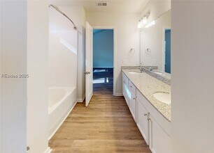 36 Kelsey Ln in Bluffton, SC - Building Photo - Building Photo