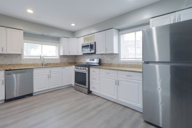 2502 E 140th Pl in East Chicago, IN - Building Photo - Building Photo