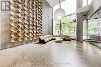 75-3475 St Nicholas St in Toronto, ON - Building Photo - Building Photo