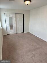 927 N 6th St, Unit 3 in Philadelphia, PA - Building Photo - Building Photo