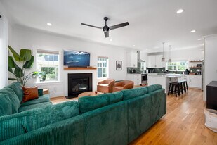 2019 James St in Durham, NC - Building Photo