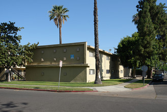 11601 Stuart Dr in Garden Grove, CA - Building Photo - Building Photo