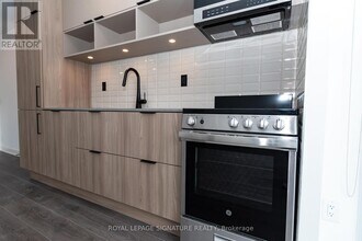 180 Mill St in Toronto, ON - Building Photo - Building Photo