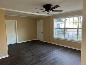 1509 Main St in La Marque, TX - Building Photo - Building Photo