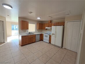 133 Meadow Rd in Lehigh Acres, FL - Building Photo - Building Photo
