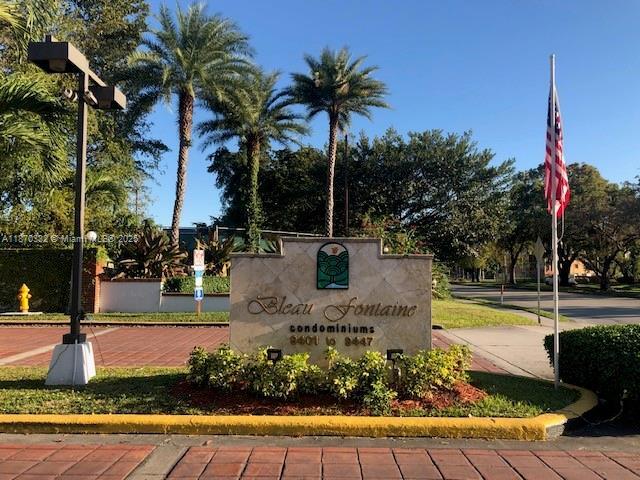 property at 9421 Fontainebleau Blvd