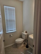 210 Summit Dr in Lockhart, TX - Building Photo - Building Photo