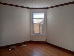 3842 N Mozart St, Unit 2 in Chicago, IL - Foto de edificio - Building Photo