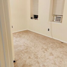 1304 N Capitol St NW, Unit A in Washington, DC - Foto de edificio - Building Photo