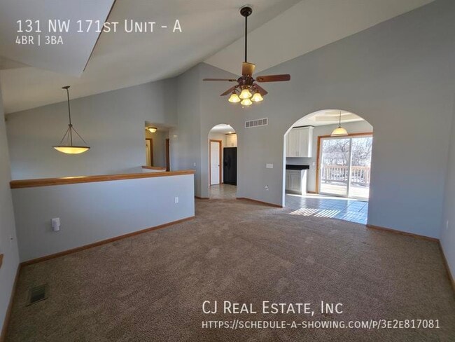 131 NW 171 Rd in Warrensburg, MO - Building Photo - Building Photo