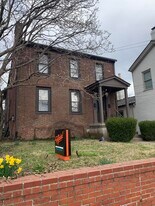 721 W Main St in Lexington, KY - Building Photo