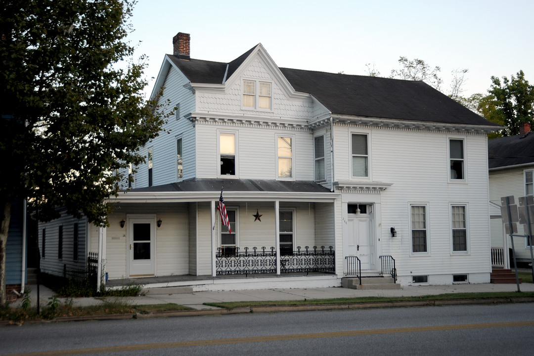 244 Frederick St in Hanover, PA - Building Photo