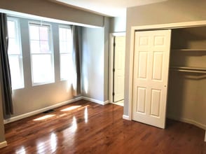 4320 Spruce St in Philadelphia, PA - Building Photo - Building Photo