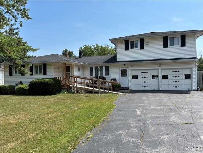 property at 2718 Stenzel Ave