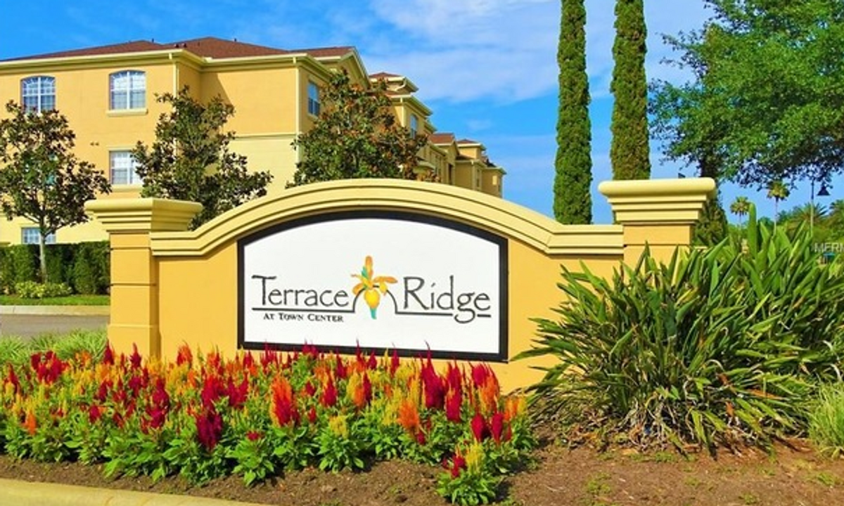 706 Terrace Ridge Cir in Davenport, FL - Building Photo