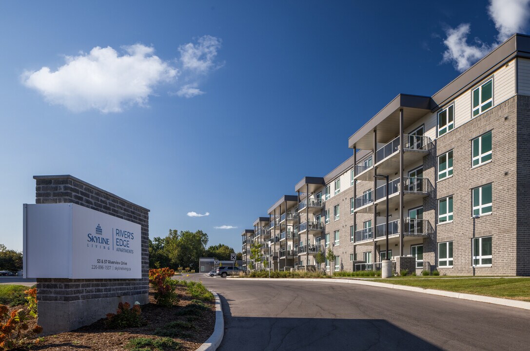 River's Edge Apartments in Chatham-Kent, ON - Building Photo