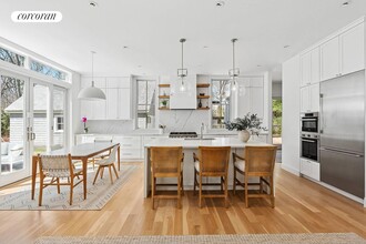 53 Wireless Rd in East Hampton, NY - Building Photo - Building Photo