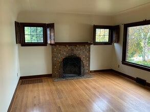 1015 W Fulton St in Seattle, WA - Building Photo - Building Photo