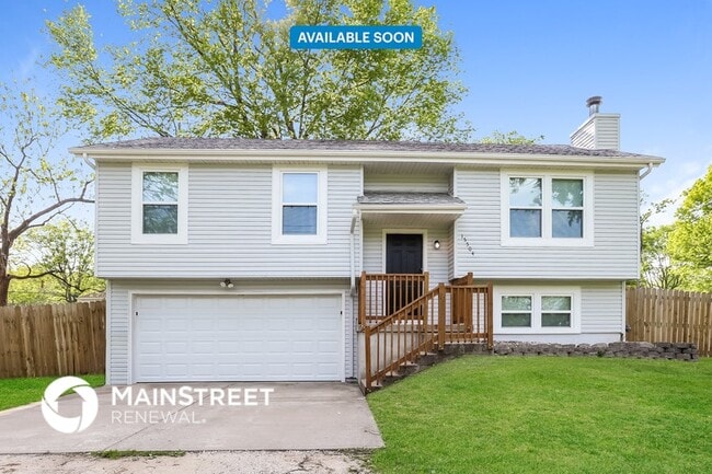 property at 15504 Vicie Ave