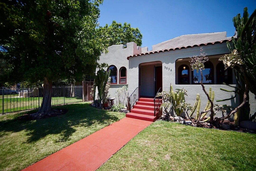 3036 E St in San Diego, CA - Foto de edificio