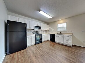 1110 Linford Cir in Maineville, OH - Foto de edificio - Building Photo