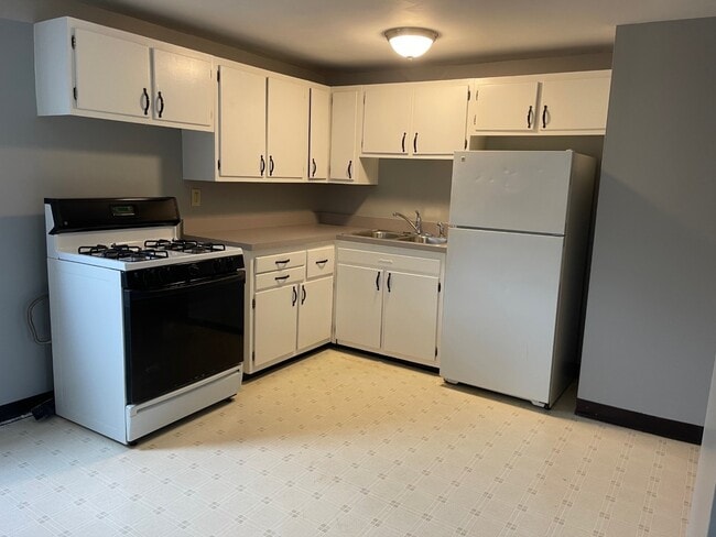 4944 Fairway Ct in Columbus, OH - Building Photo - Building Photo