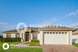 301 Majestic Gardens Dr in Winter Haven, FL - Building Photo