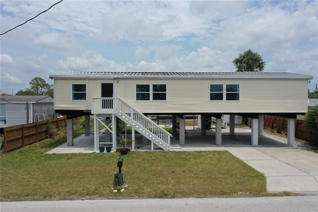 13028 Keel Ct in Hudson, FL - Building Photo