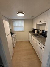 1819 E Parleys Canyon Blvd, Unit Basement in Salt Lake City, UT - Building Photo - Building Photo