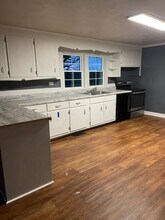 13958 Bainbridge Rd in Cerulean, KY - Building Photo - Building Photo