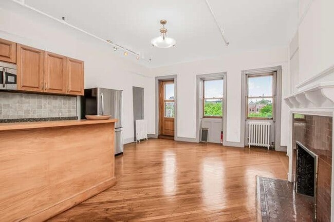 139 W 122nd St in New York, NY - Foto de edificio - Building Photo